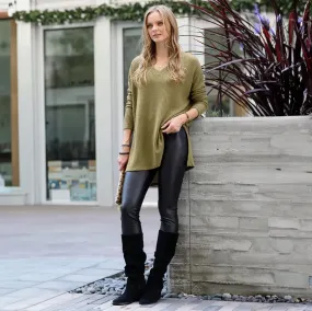 BRUSHED THERMAL WAFFLE V-NECK HI-LOW HEM SWEATER