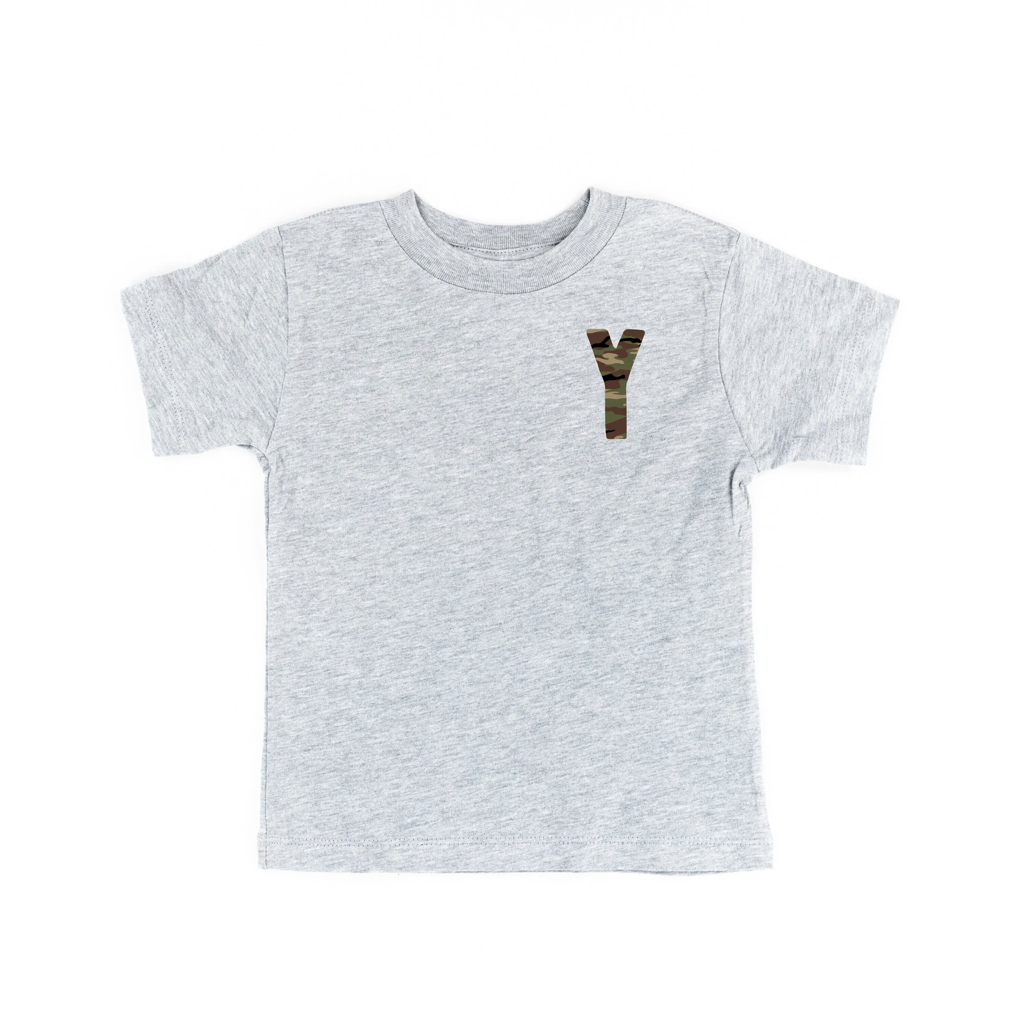 CAMO INITIAL TEE - Short Sleeve Child Shirt