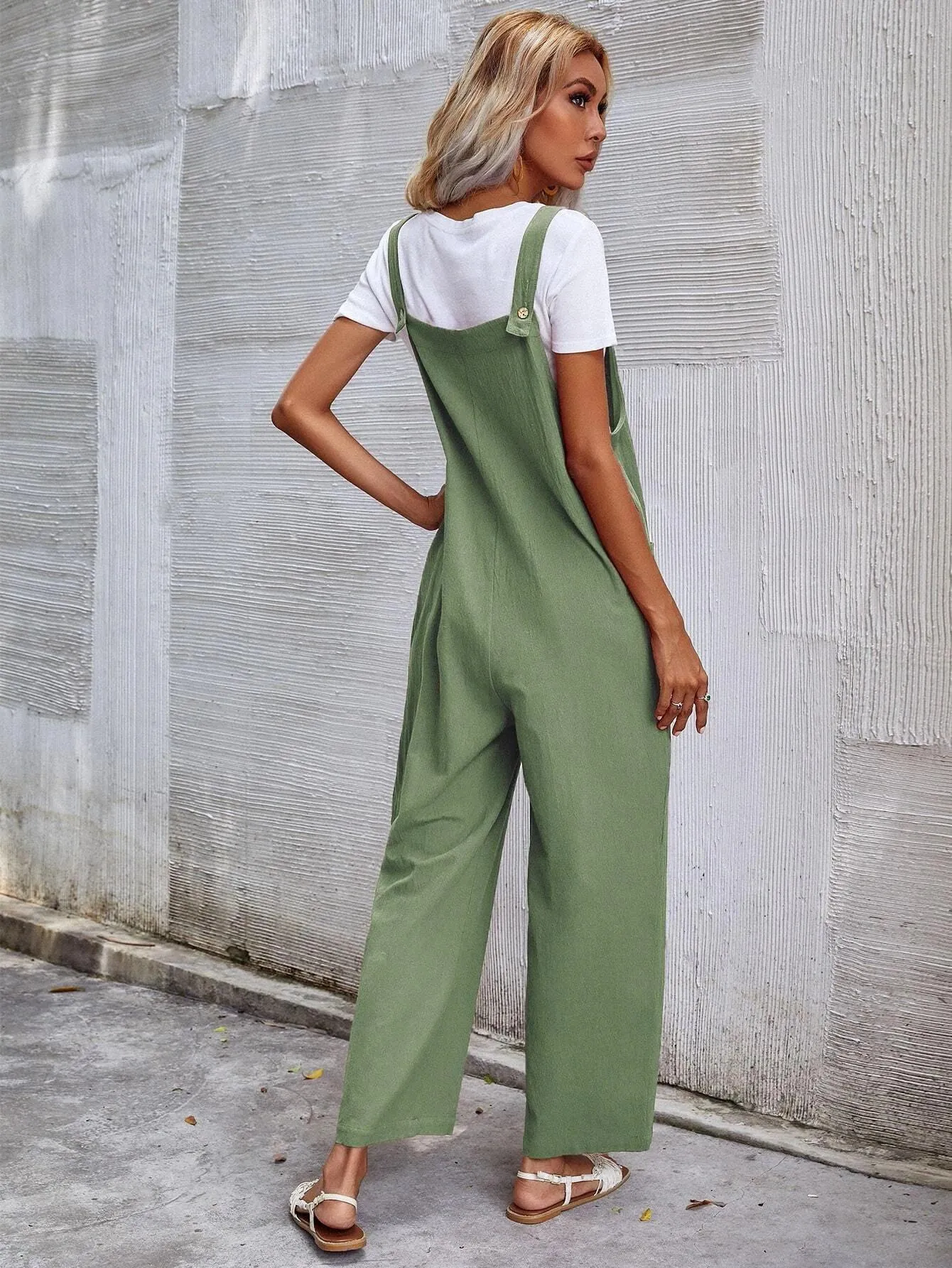 Dual Pocket Sleeveless Jumpsuit