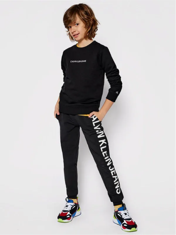 Embroidered Logo Sweatshirt