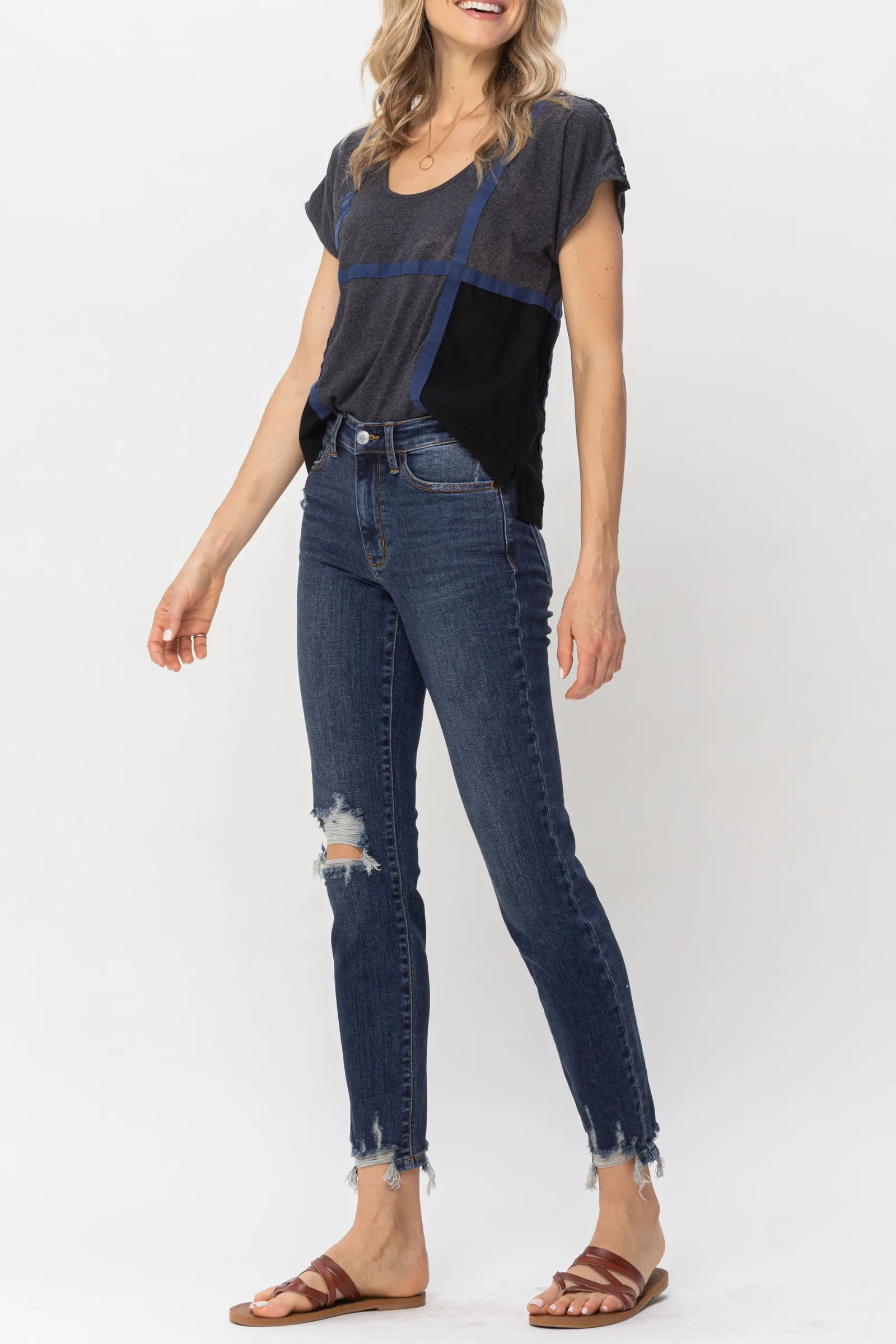 Judy Blue Mid Rise Chopped Hem Relaxed Jeans