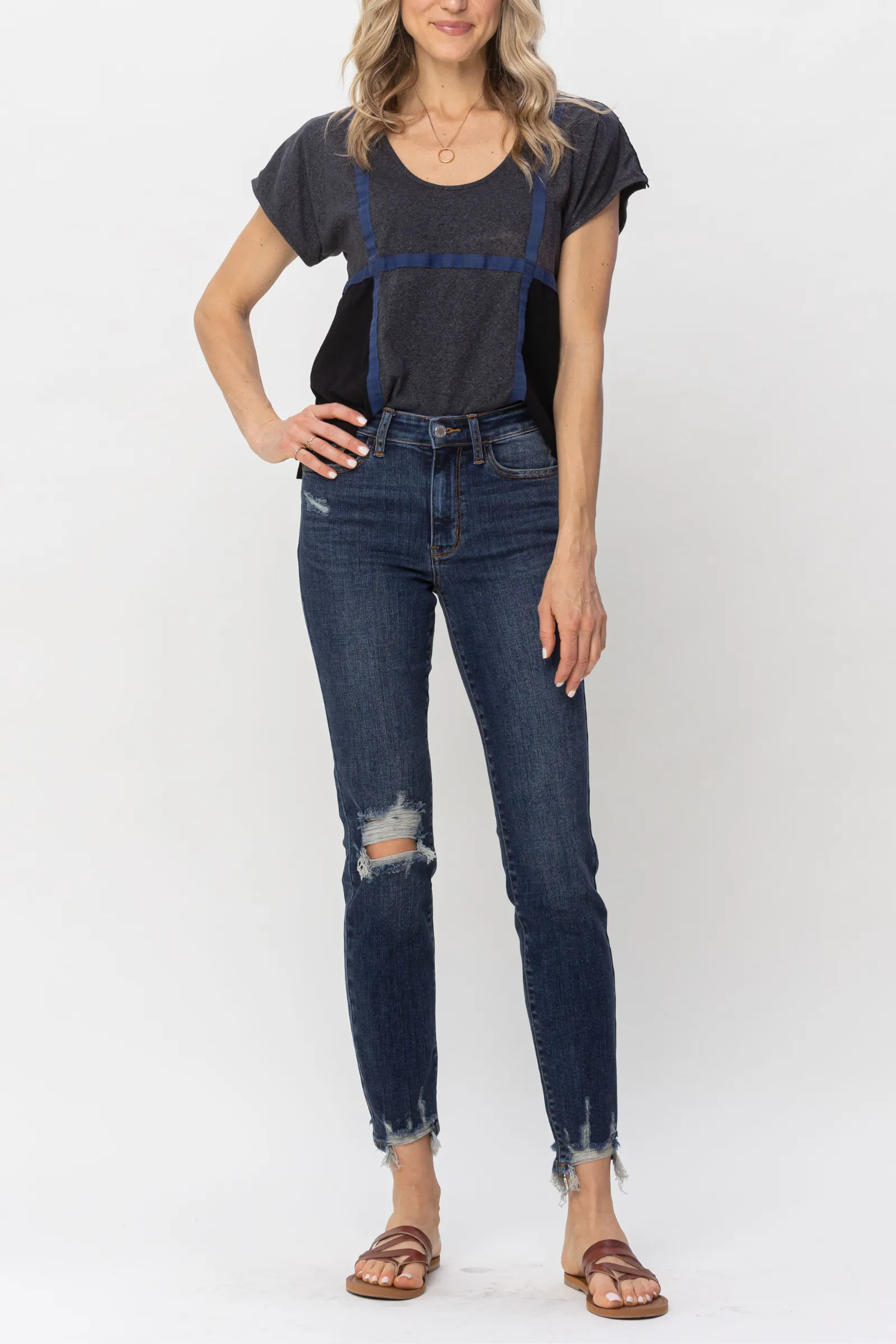 Judy Blue Mid Rise Chopped Hem Relaxed Jeans
