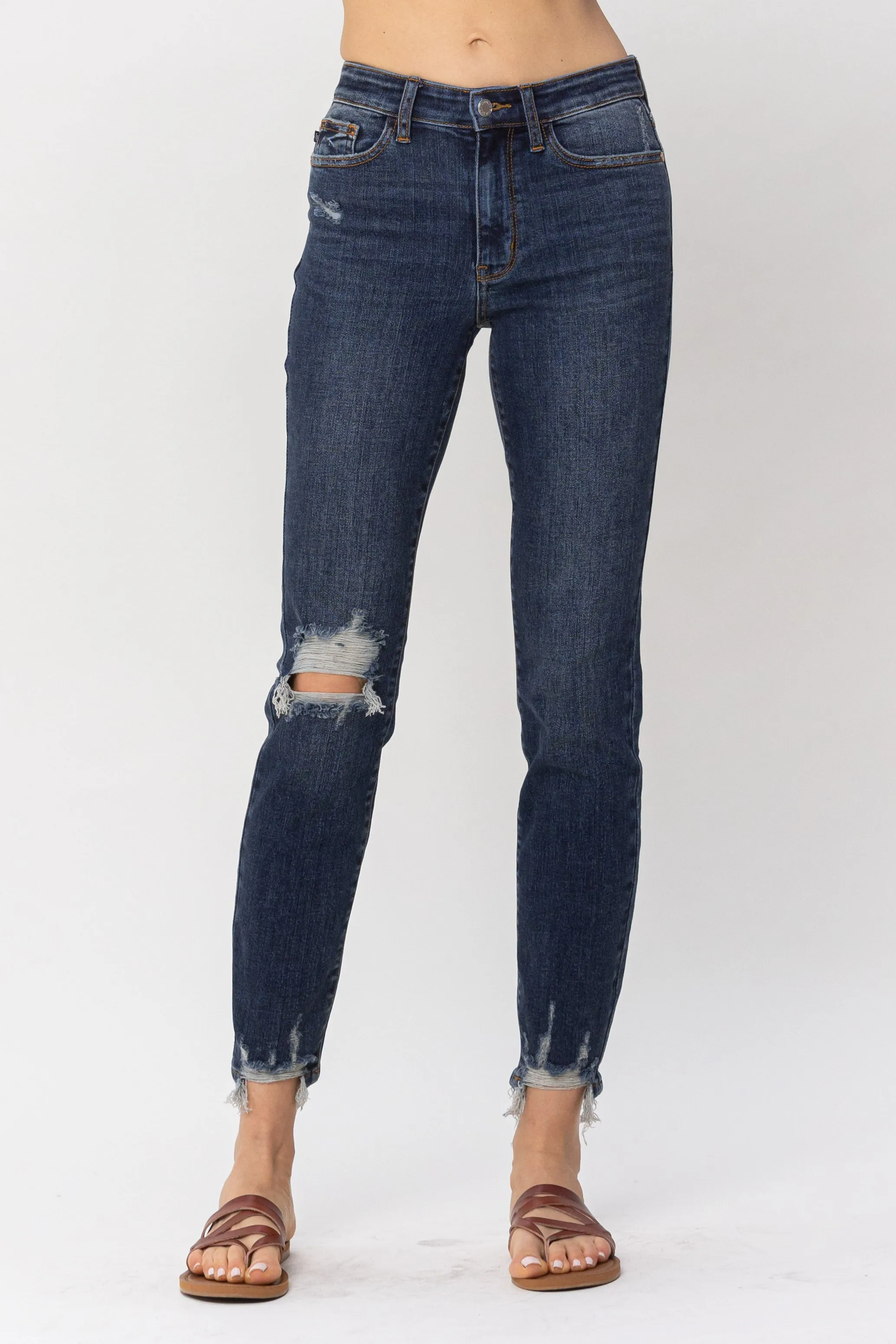 Judy Blue Mid Rise Chopped Hem Relaxed Jeans