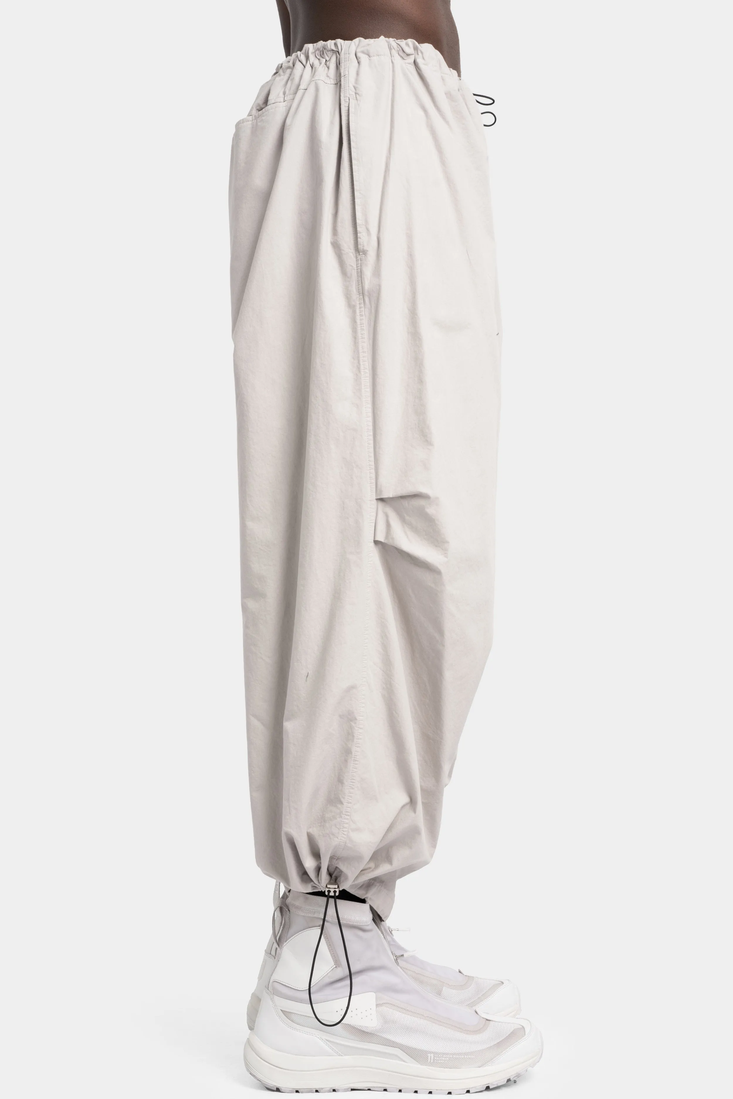 Parachute pants, Light grey
