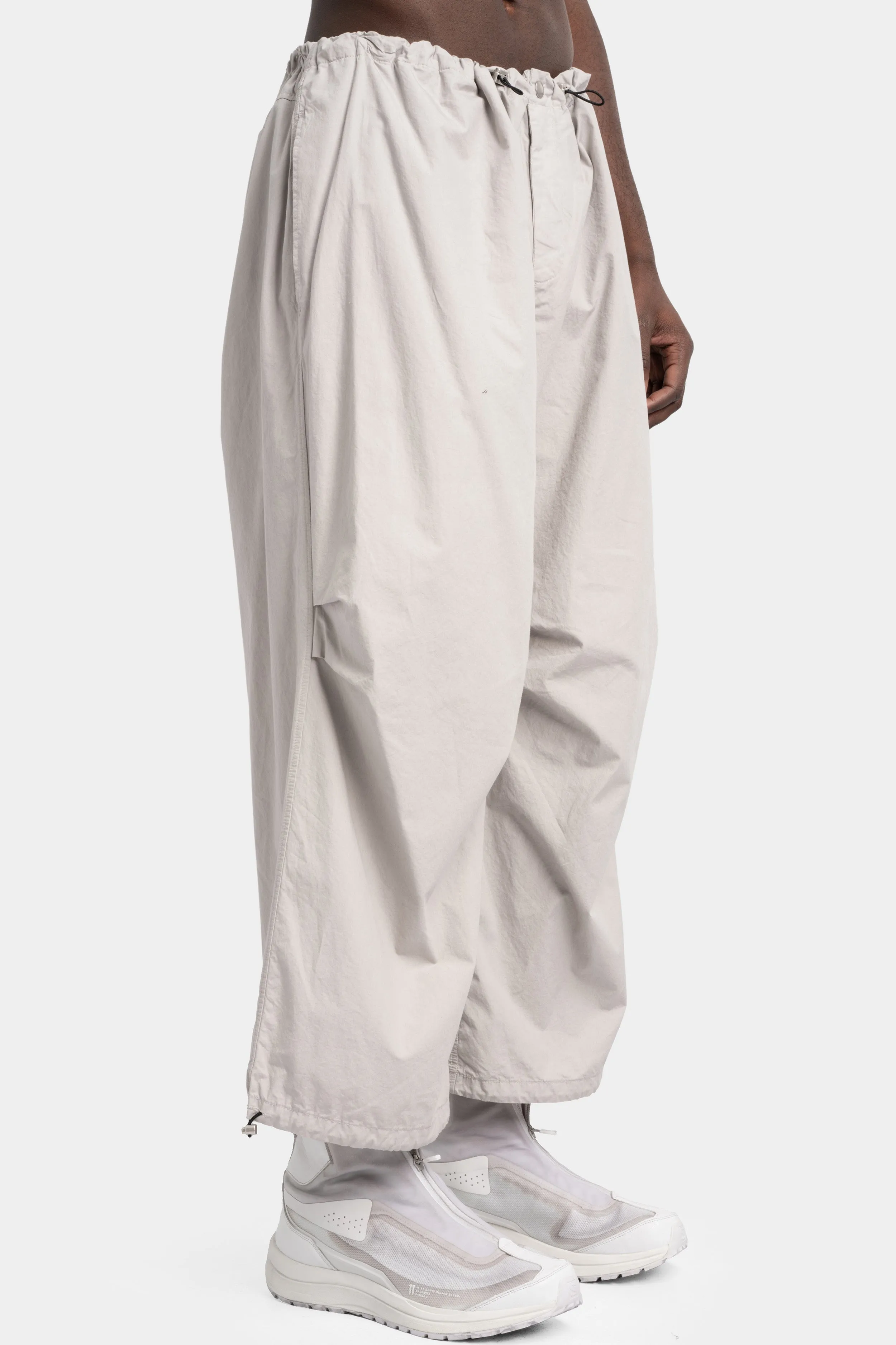 Parachute pants, Light grey
