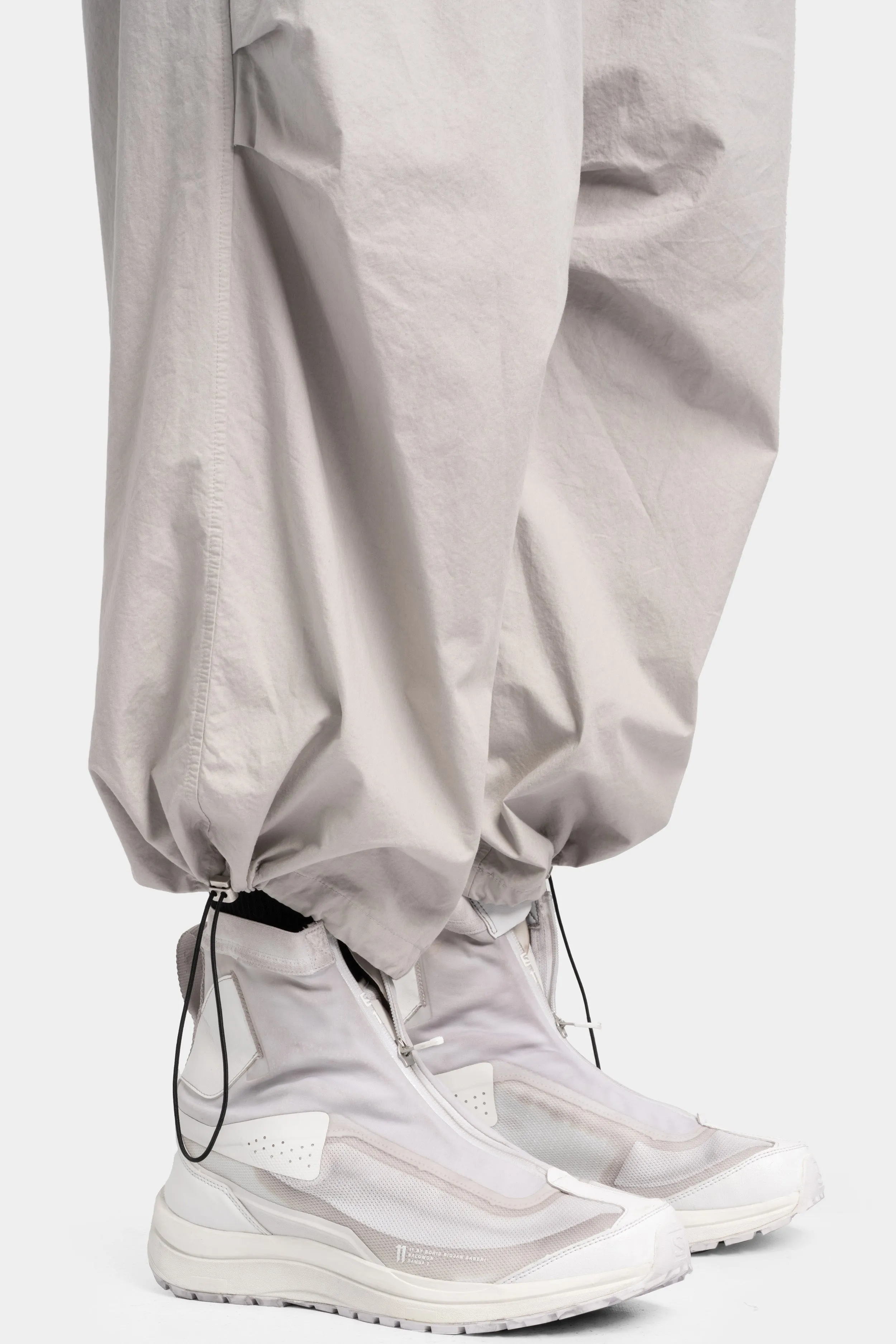 Parachute pants, Light grey