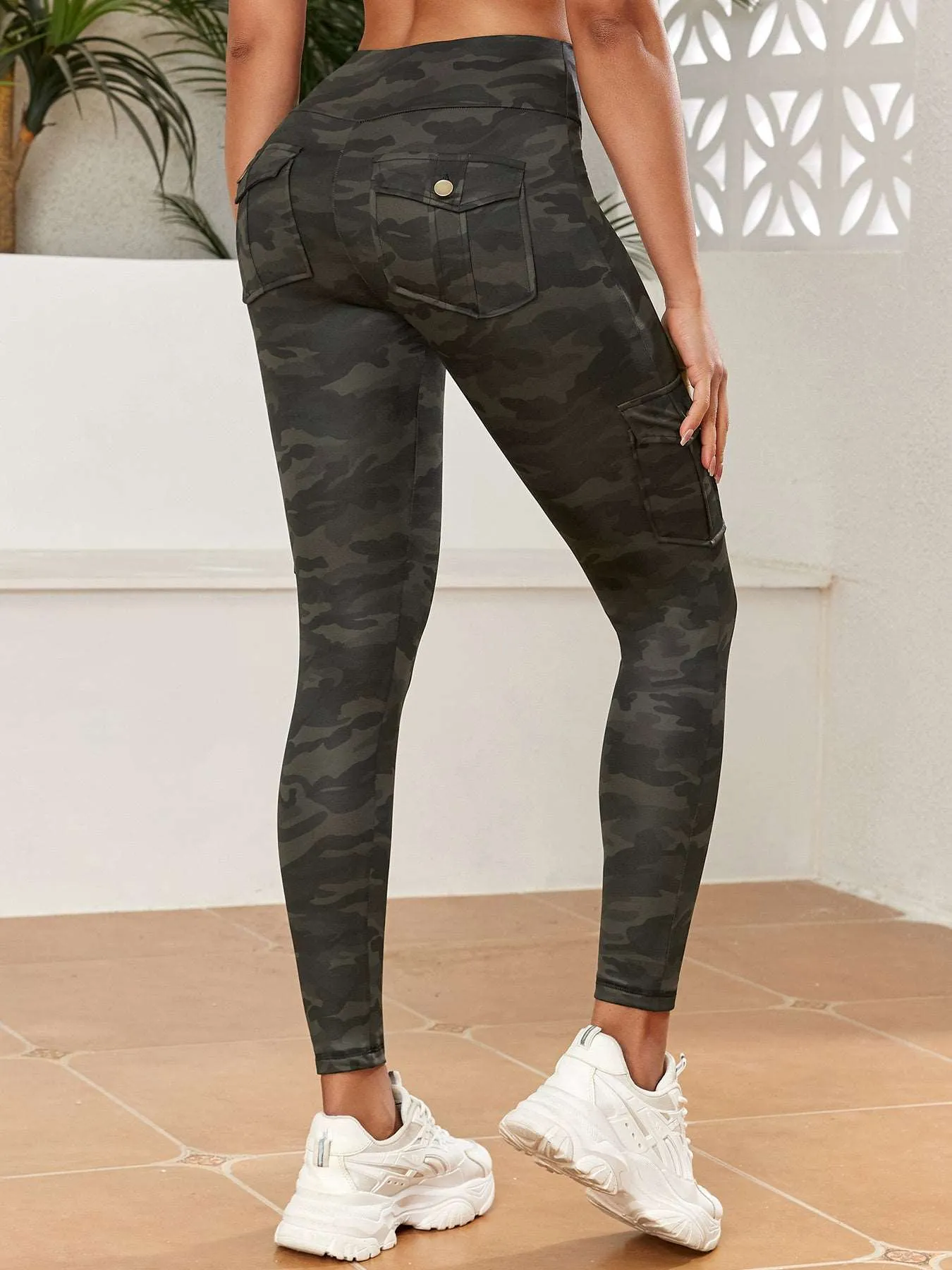 Skinny Camo Leggings for Women: Elevate Your Summer Style with a Fusion of Fashion and Functionality