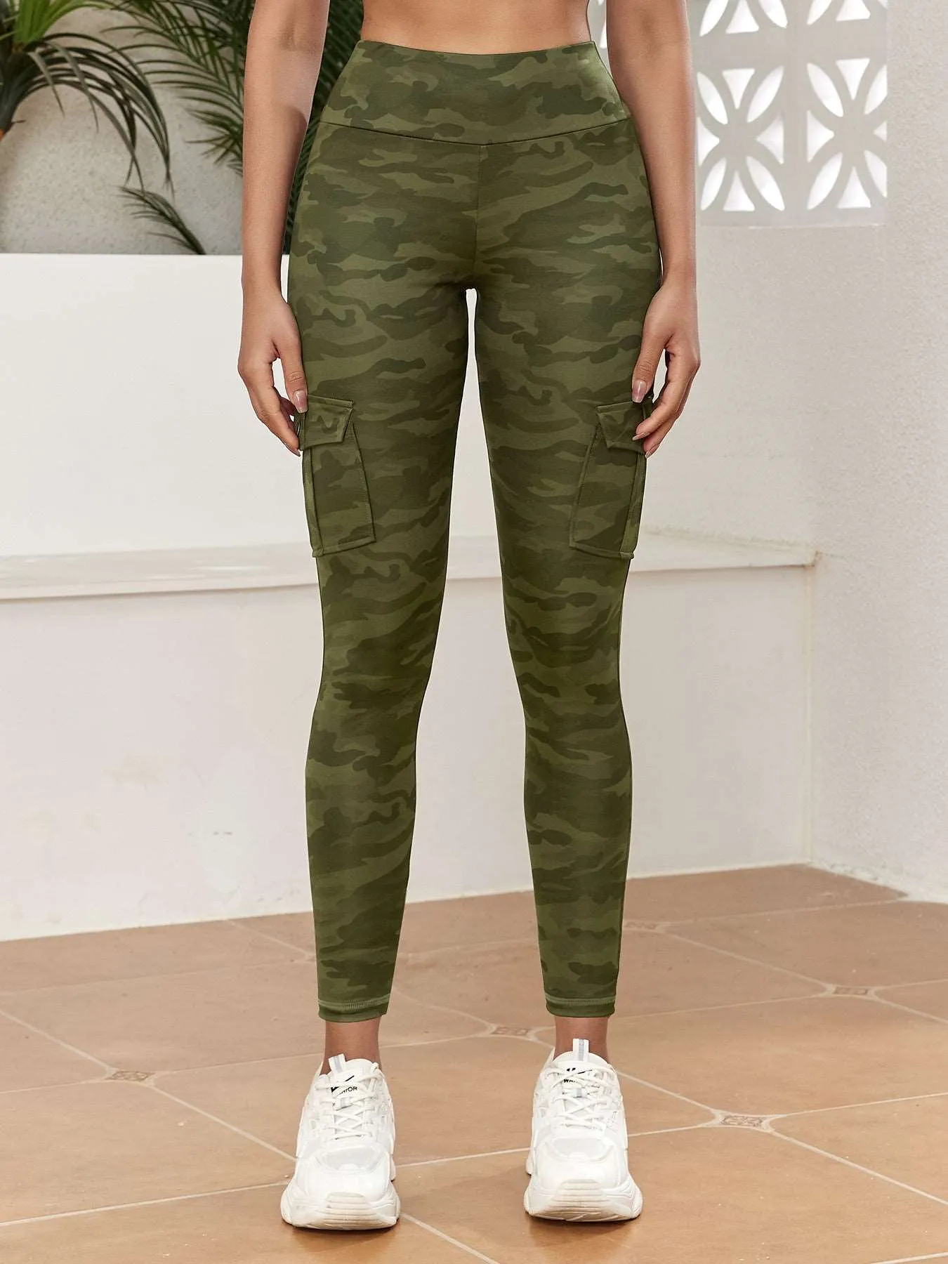 Skinny Camo Leggings for Women: Elevate Your Summer Style with a Fusion of Fashion and Functionality